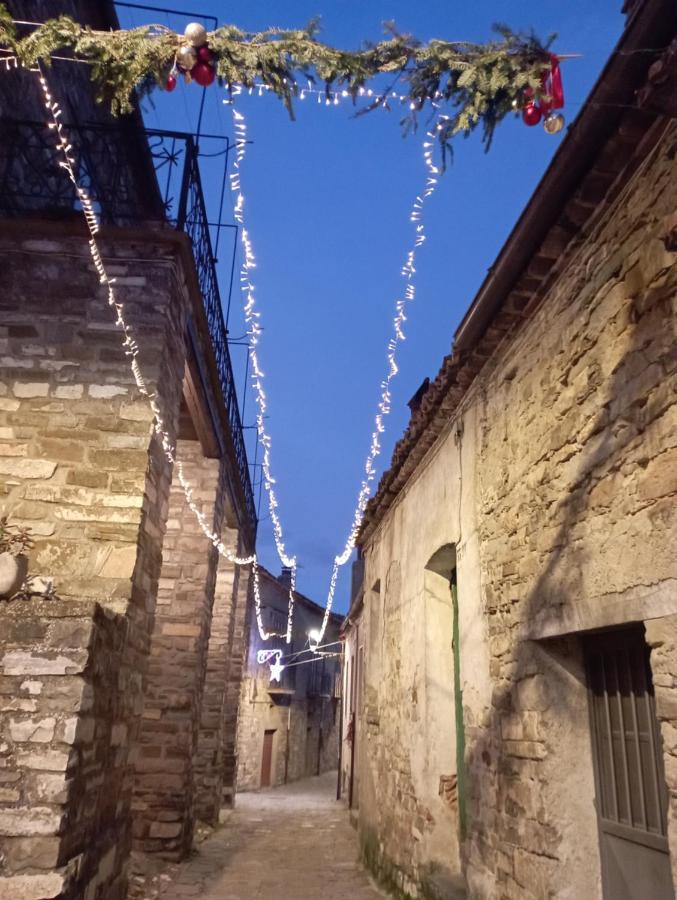 Ambrosia Hostel Alessandria del Carretto Kültér fotó
