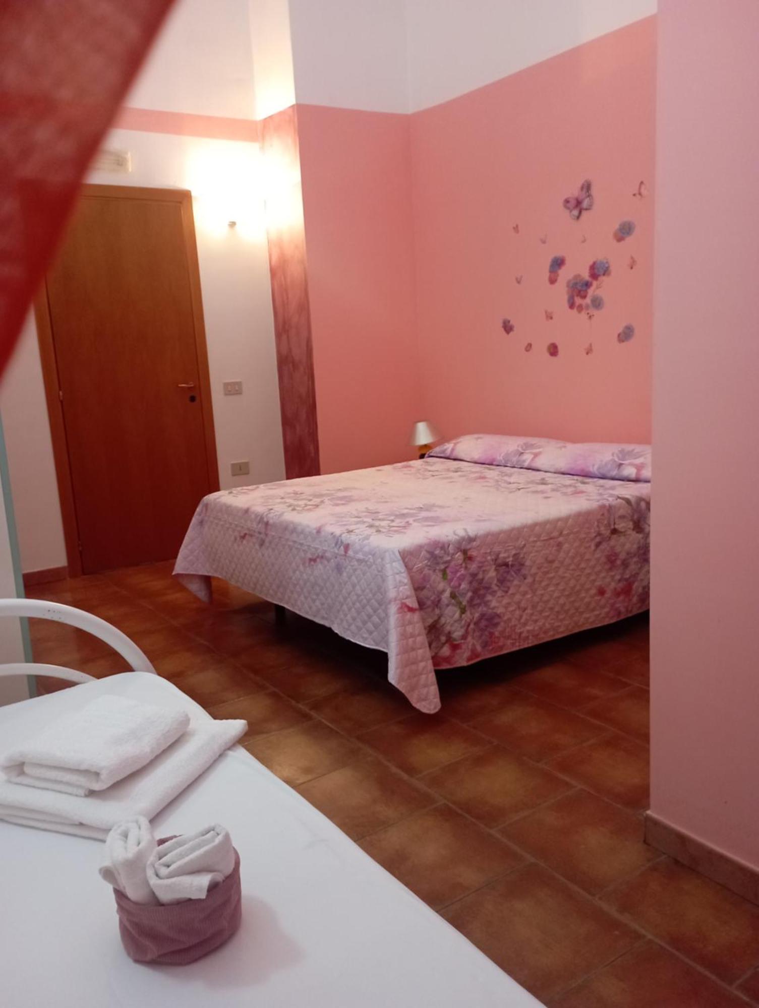 Ambrosia Hostel Alessandria del Carretto Kültér fotó