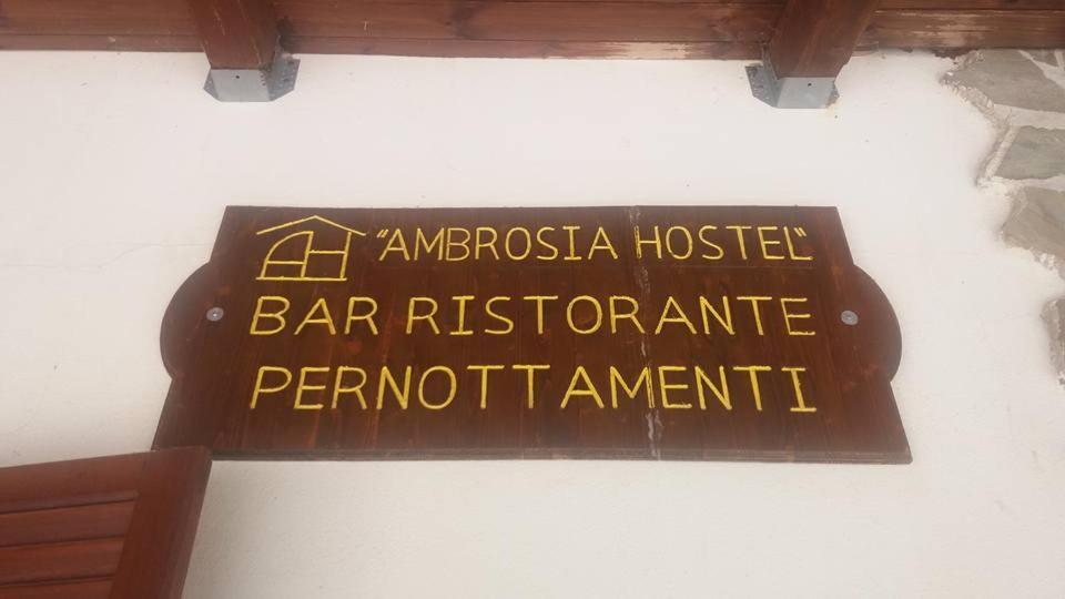 Ambrosia Hostel Alessandria del Carretto Kültér fotó